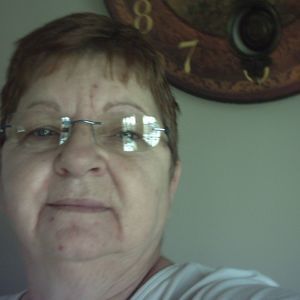 Meet your Posher, Edie